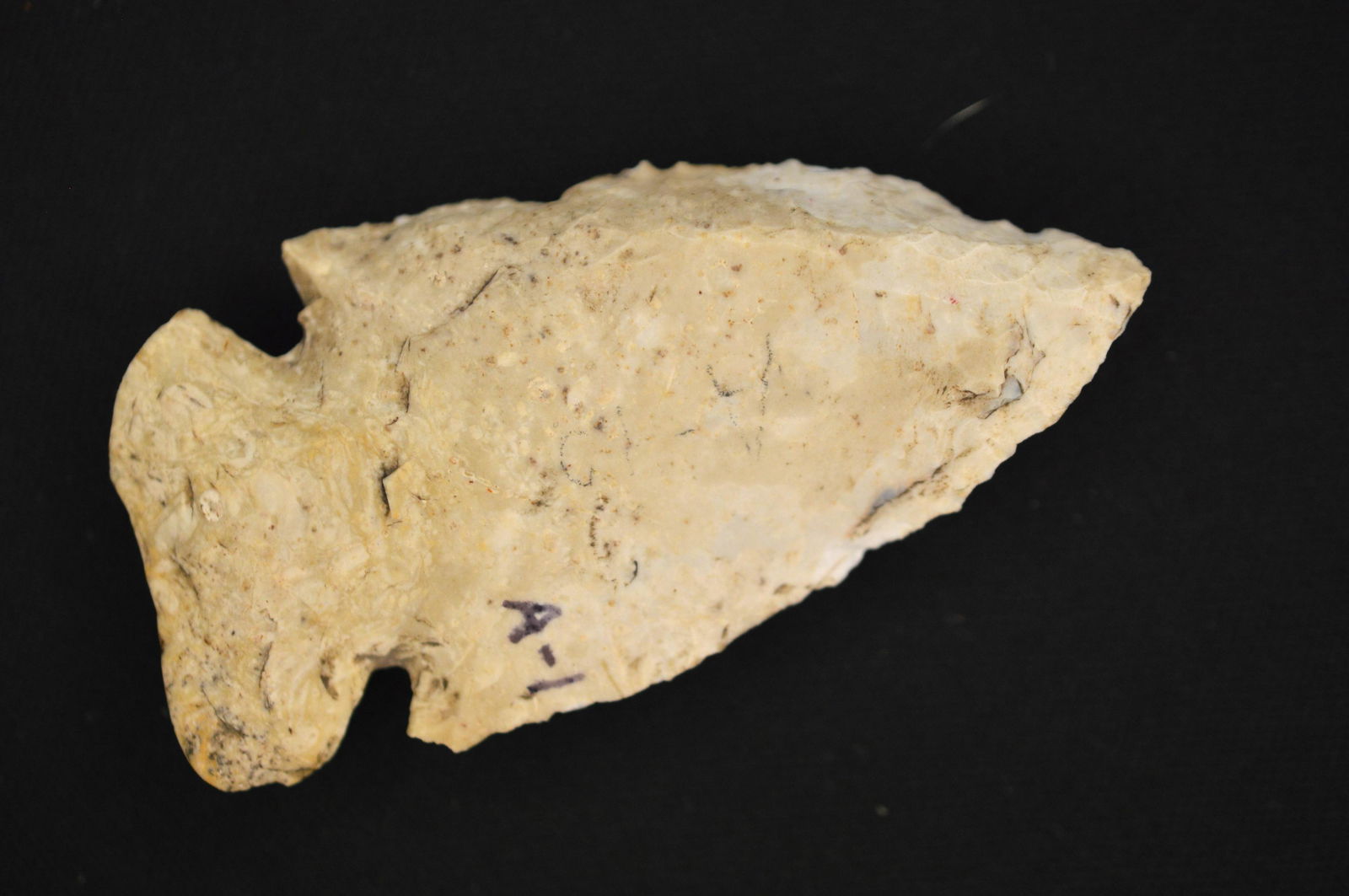 2 7/8" Thebes found in Pike Co. Illinois Ex: Eldon Launer collection. (1 of 9)