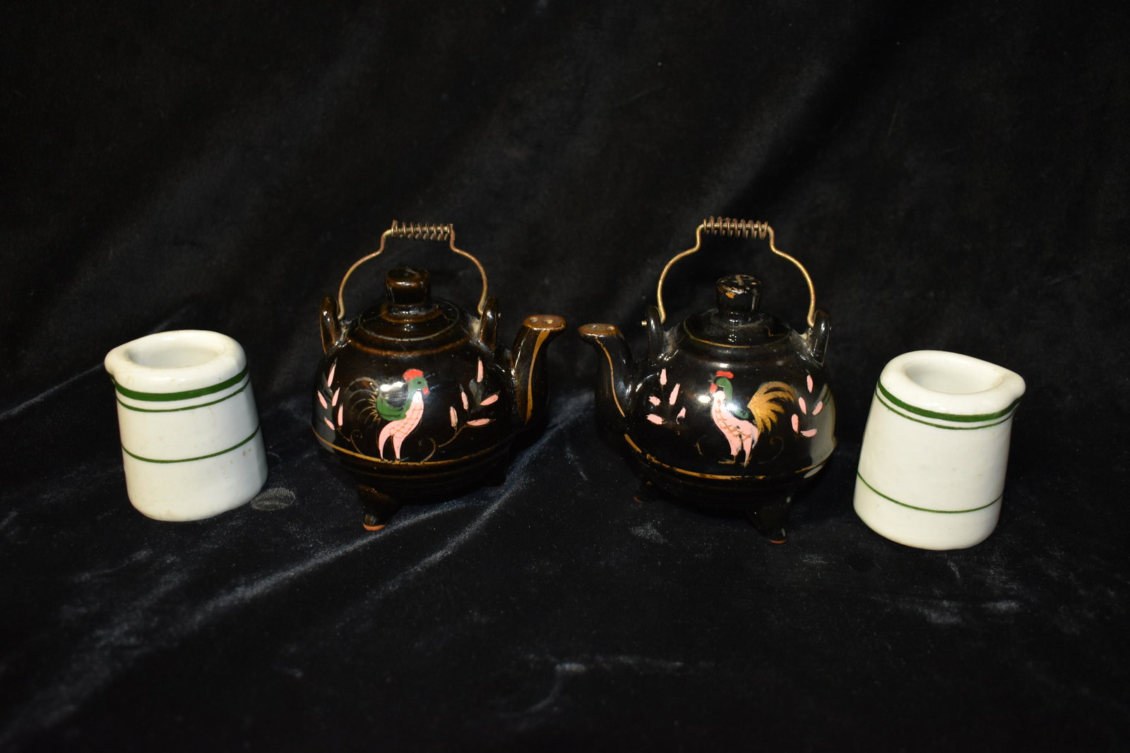 Set of Fancy Made in Japan Hand Painted Kettle Salt & Pepper Shakers & 2 Mini Milk Pitchers (1 of 4)