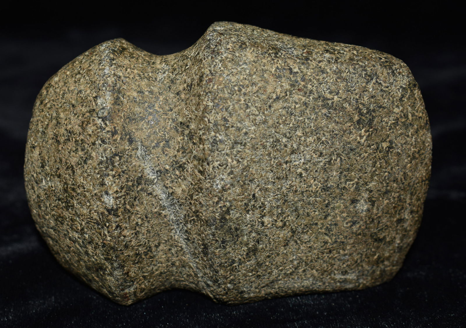 3 3/4" 3/4 Groove Speckled Granite Axe found in SE Iowa (1 of 8)
