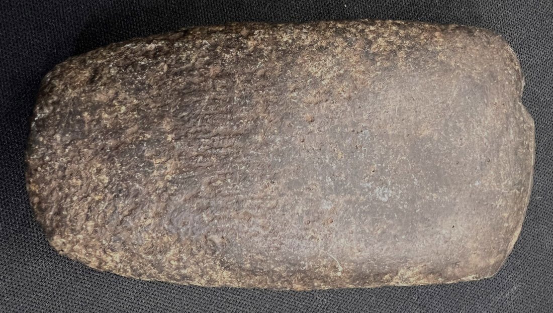 4" Celt Found in Greene Co. Illinois Ex: John Grenawalt Collection. (1 of 6)