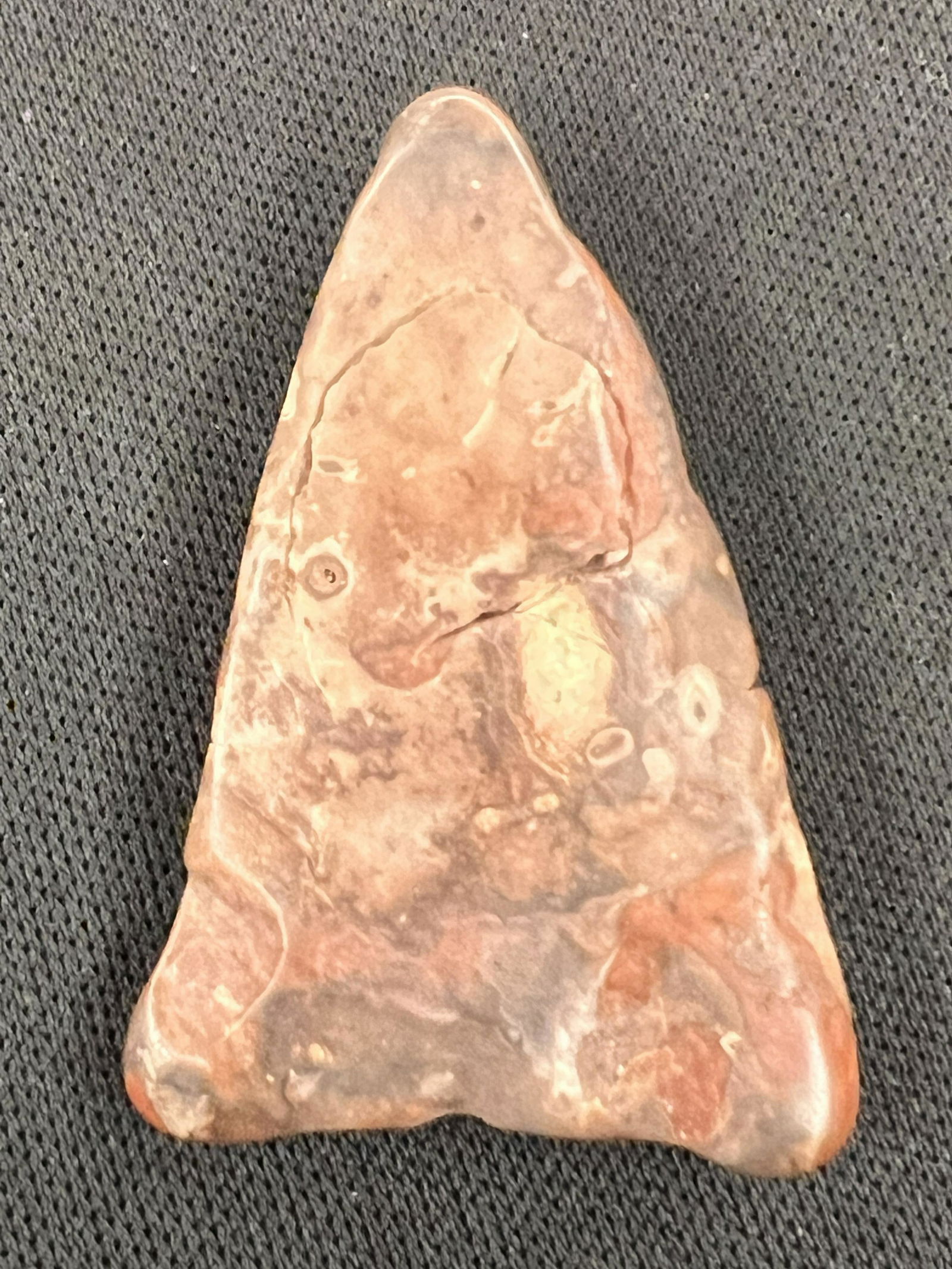 1 1/2" Polished Smooth Trangle Arrowhead Found in Bond Co. Illinois. (1 of 8)