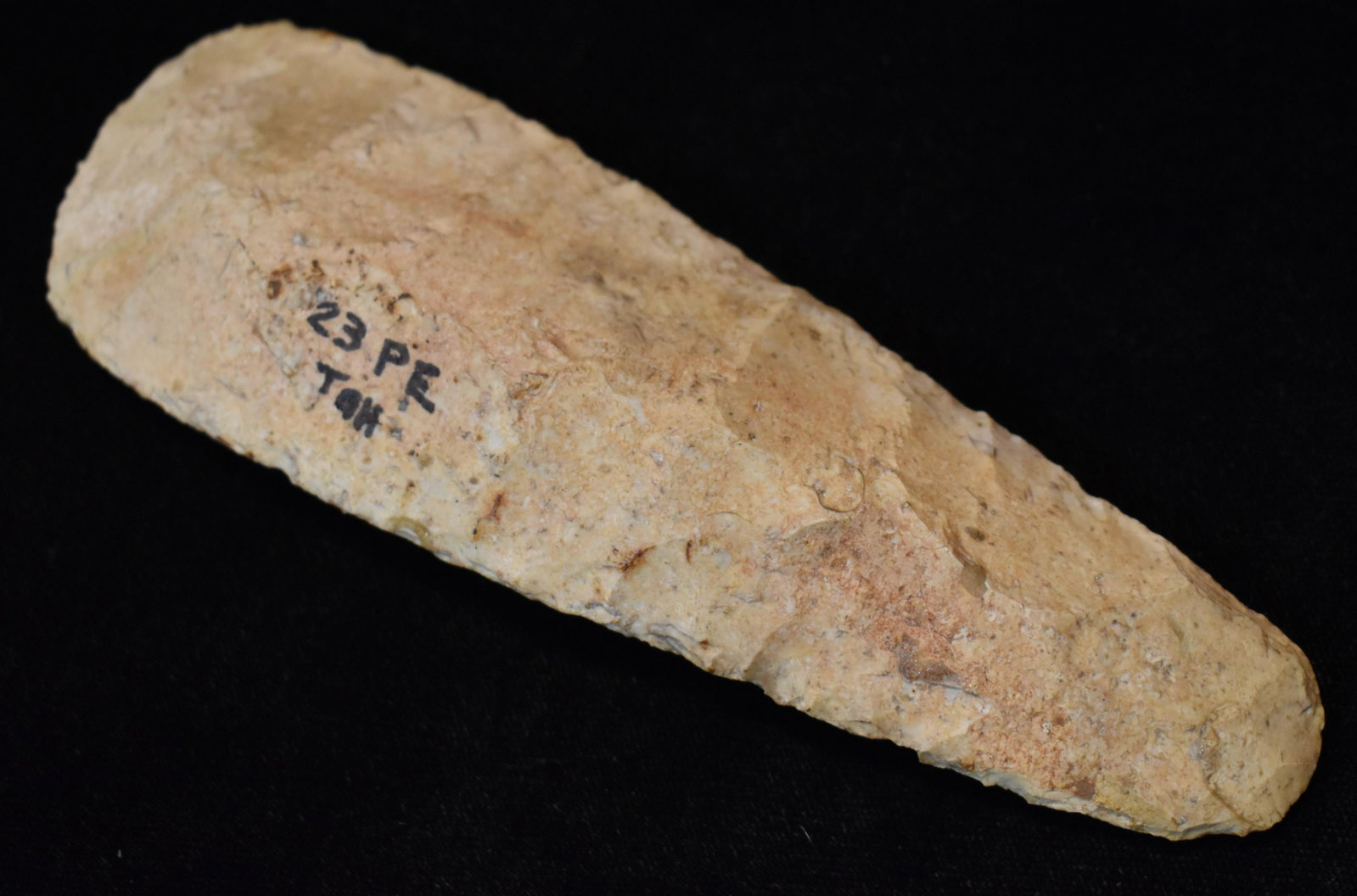 5 5/8" Nicely Made Sedalia Digger found in Pettis Co., Mo w/ Motley COA: 5 5/8" Nicely Made Sedalia Digger found in Pettis Co., Mo w/ Motley COA. Very well made Sedalia Digger. Ex George Wolf Collection