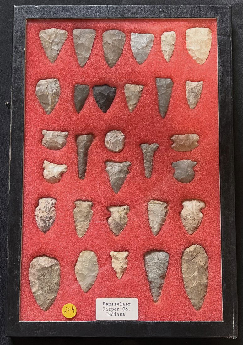 Group of 30 Arrowheads Found in Jasper Co. Indiana, longest is 2 5/16".  Ex: John Grenawalt (1 of 4)