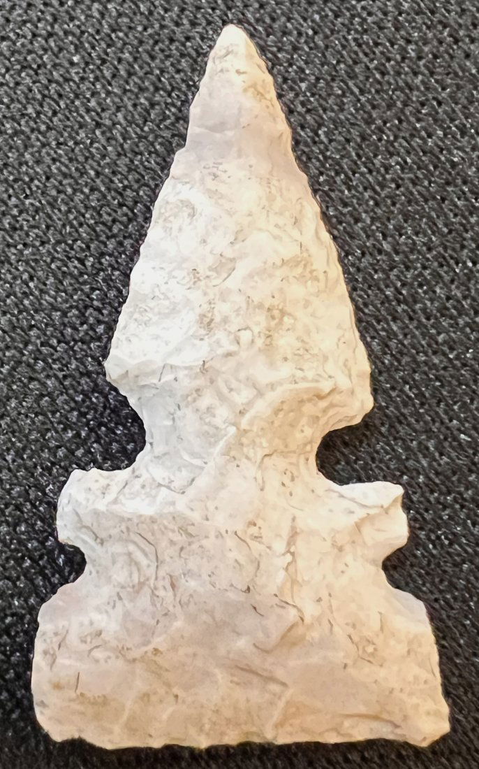 1 1/8" Cahokia 4 Notched Bird point Found in Pike Co. Illinois Keele COA Ex: Steve Manos Collection. (1 of 7)