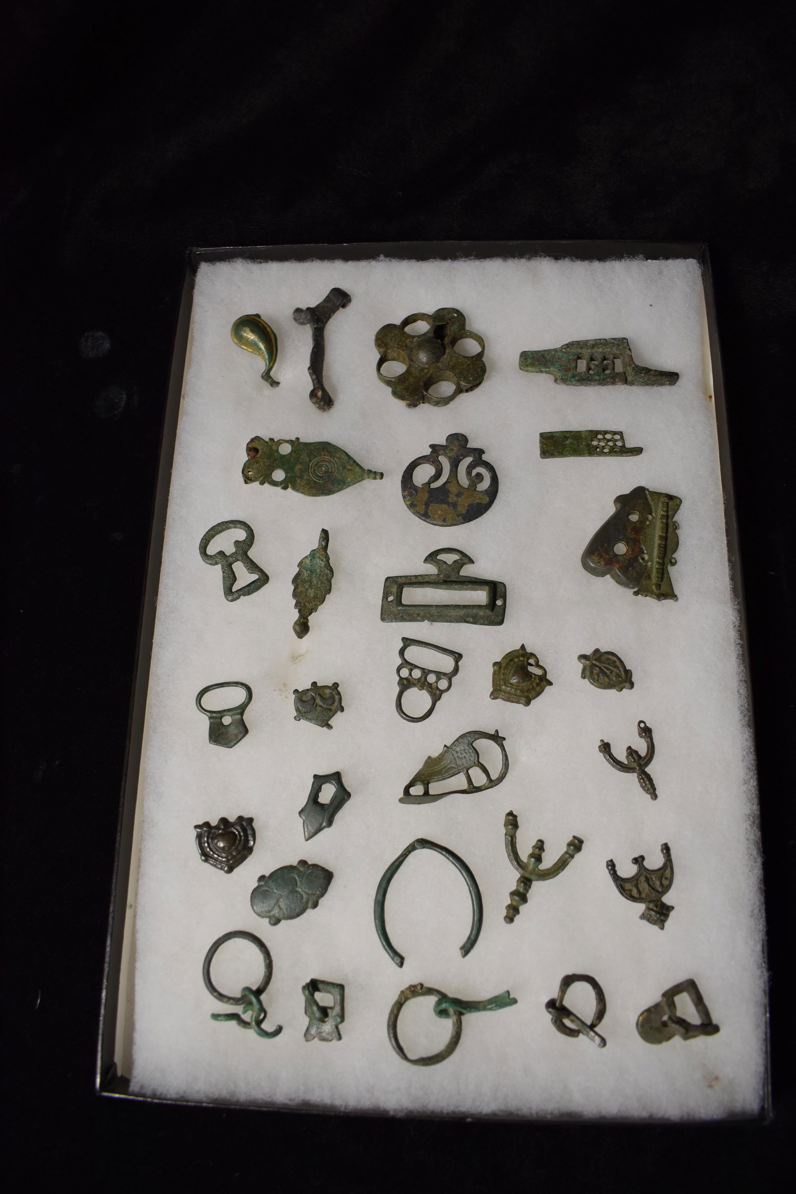 Collection of 29 Ancient Chinese Metal Trinkets (1 of 7)