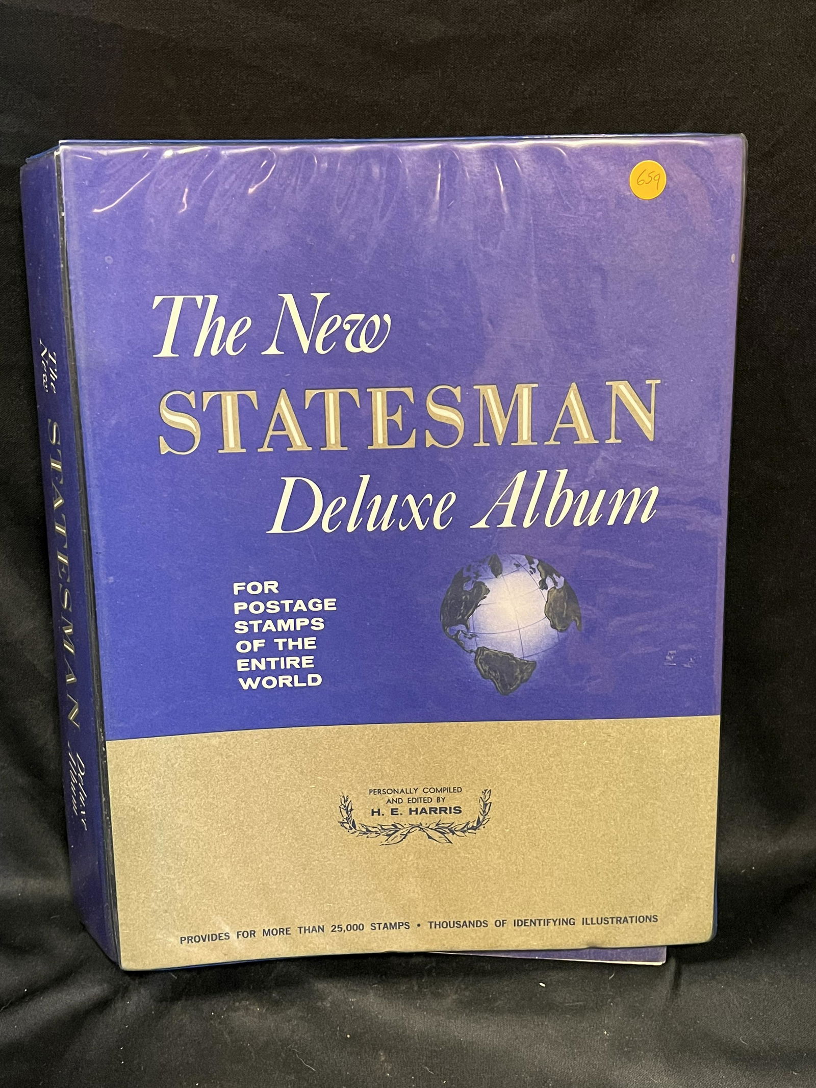 Statesman Deluxe Postage Stamp Album Full of Stamps from around the World. (1 of 7)