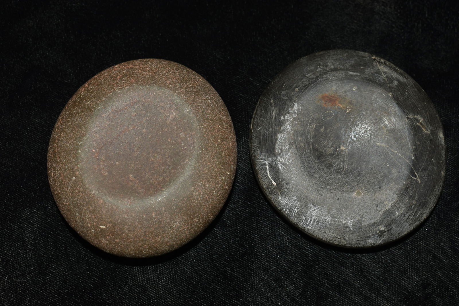 2 Modern Granite Discoidals by Maker Unkown (1 of 4)