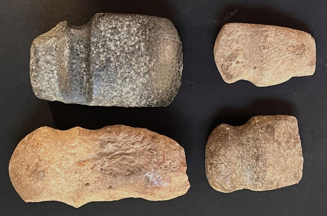 4 Damaged Axes Found in Fulton Co. Illinois Longest is 5 1/2 inches. (1 of 5)