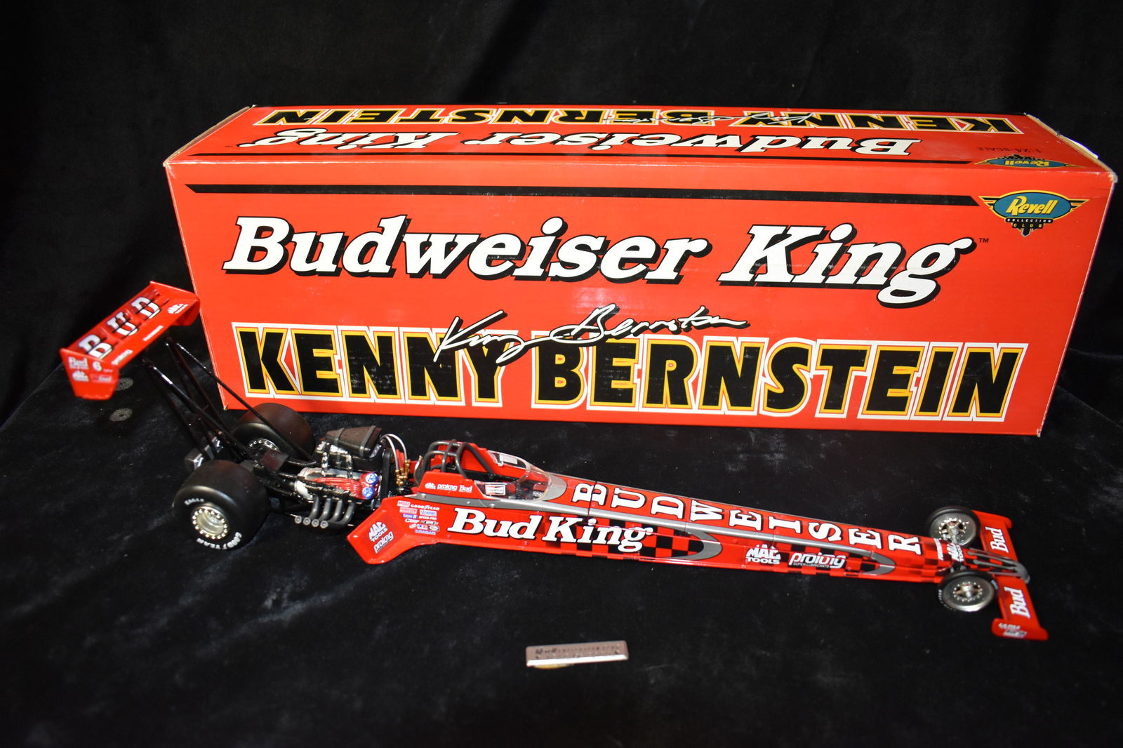 Vintage BUDWEISER KING 1:24 Top Fuel Dragster 1 of 2000 Revell (1 of 7)