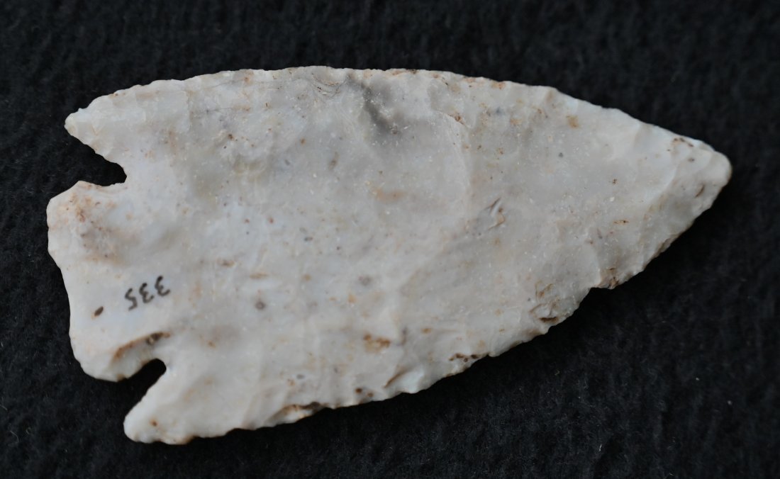 2 11/16" Kirk Corner Notch Arrowhead Keele COA Found in Fulton Co. Illinois Ex: Steve Manos (1 of 9)