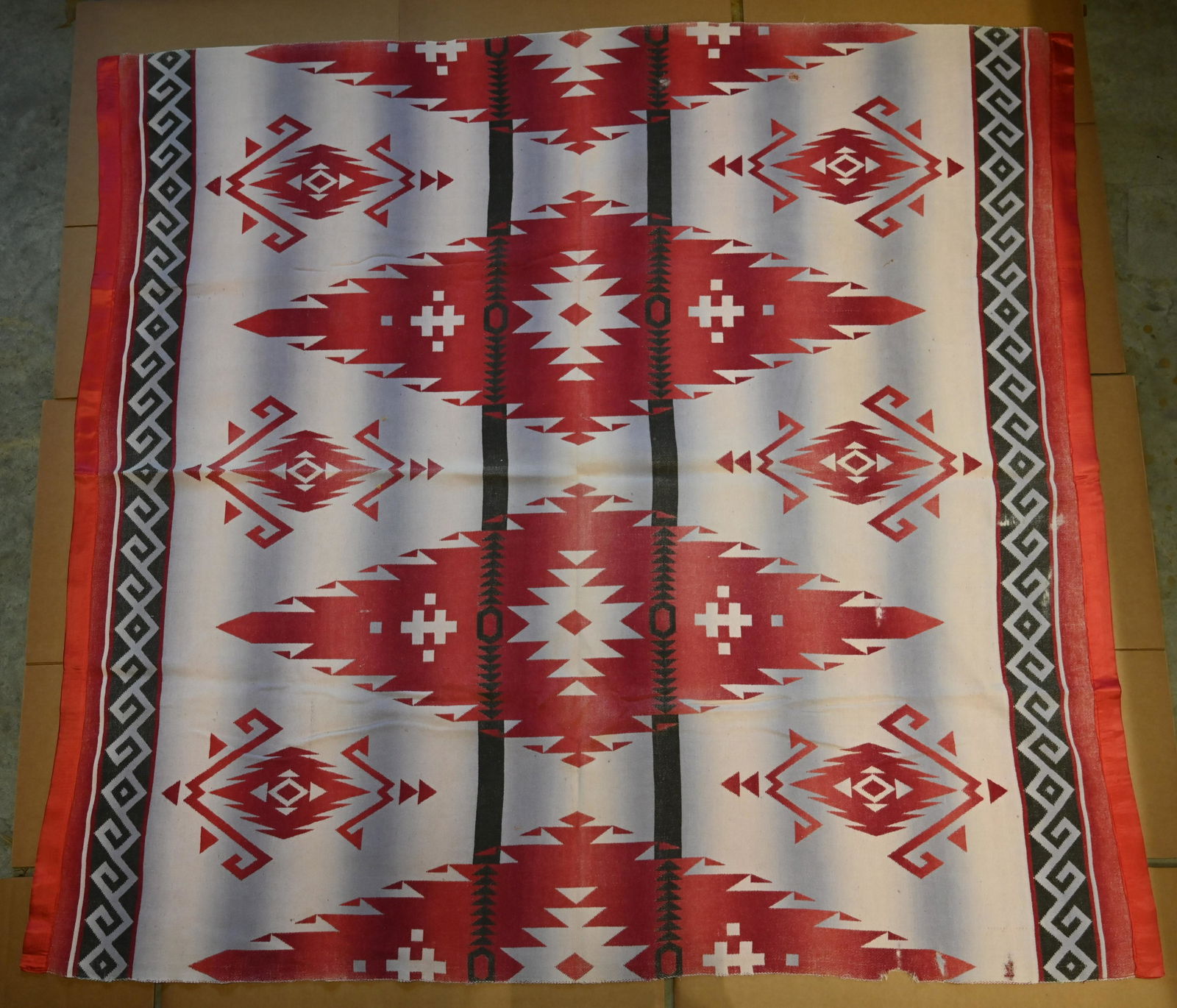 Beacon Indian Camp Blanket Made by Beacon Mfg. in the 1930's (1 of 15)