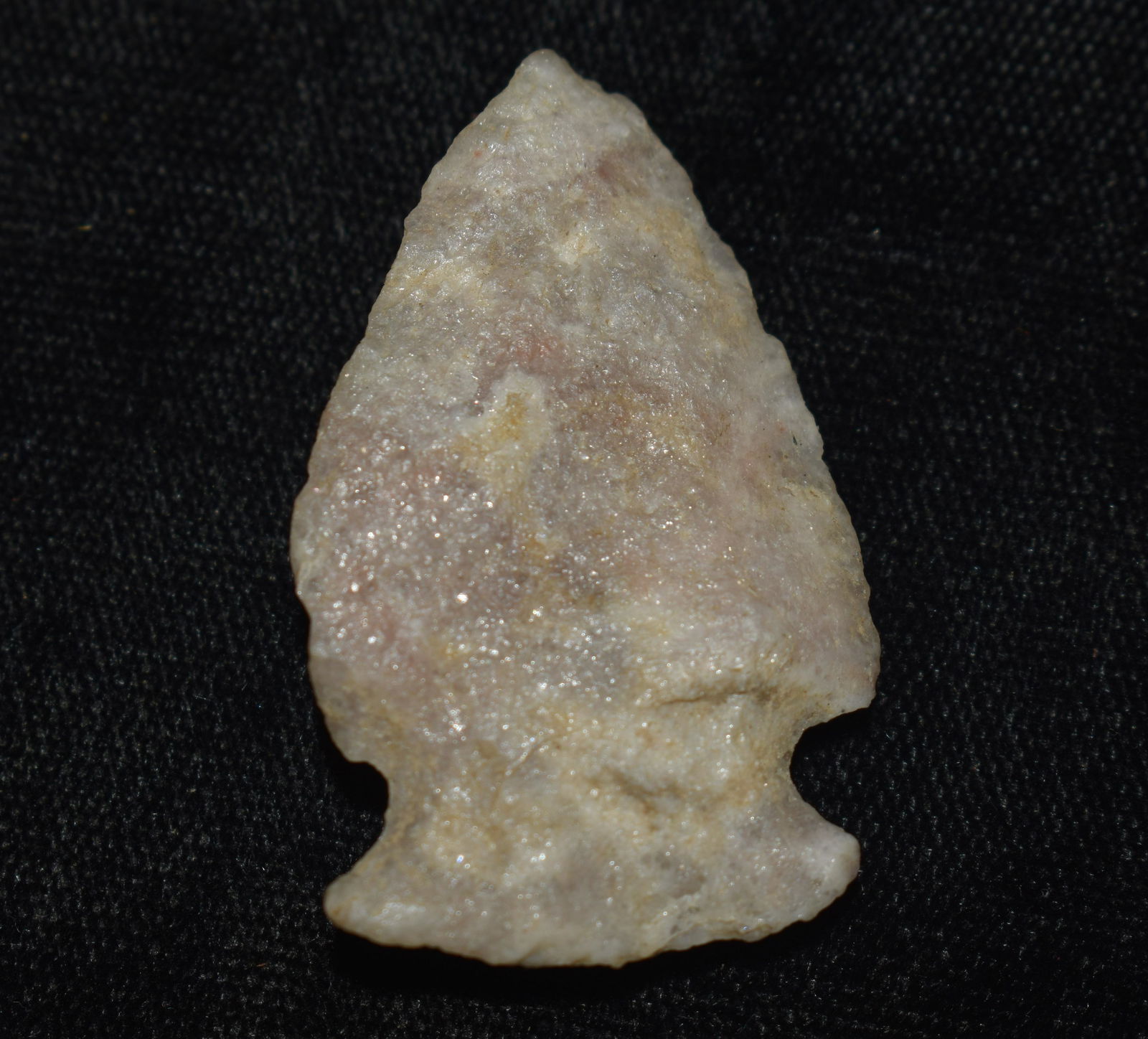 1 1/2" Sugar Quartz Arrowhead found in Scotland County, Missouri by Rodney Gray (1 of 6)