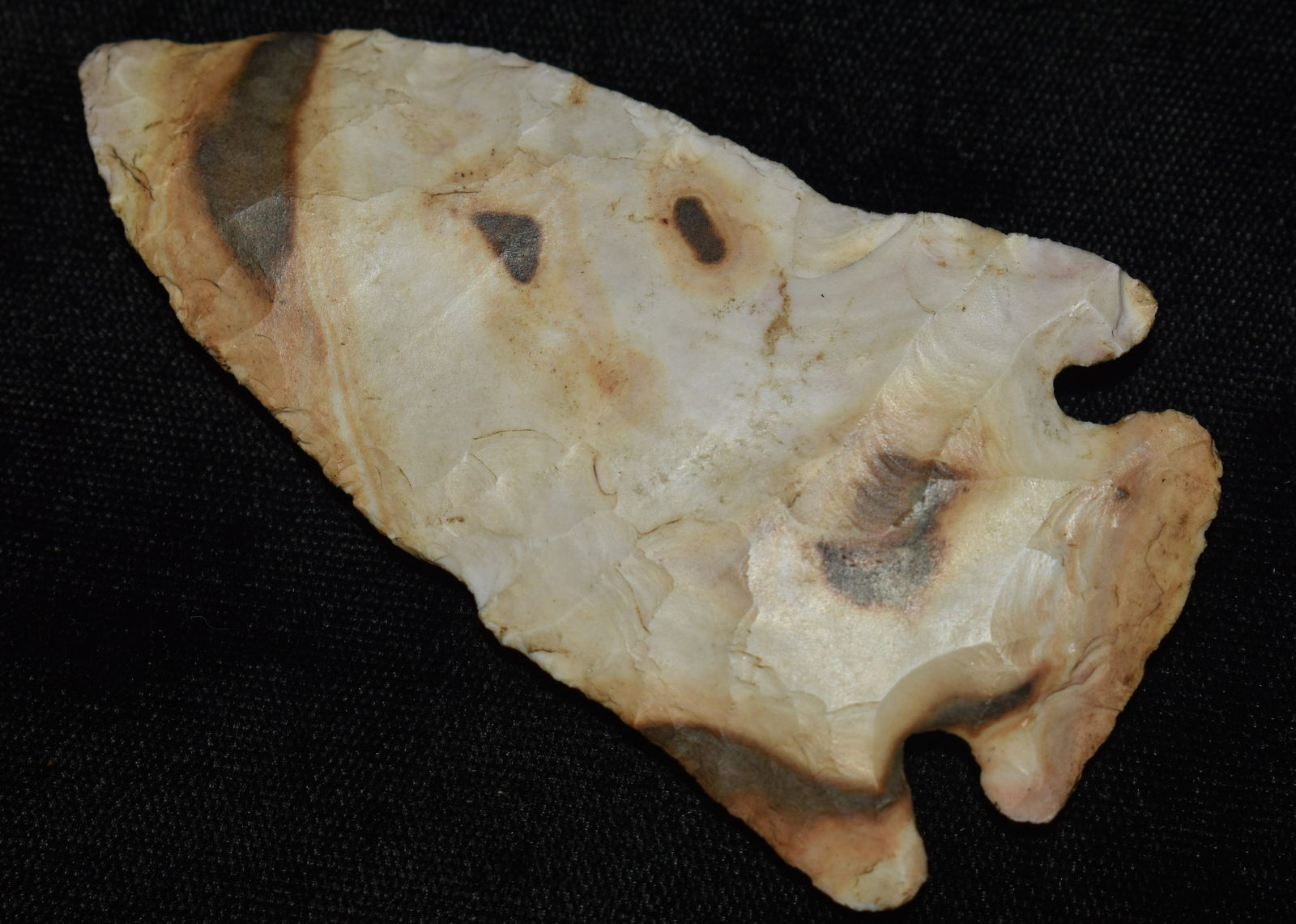 3 3/8" Colorful Kirk Corner Notch found in Benton County, Missouri (1 of 7)