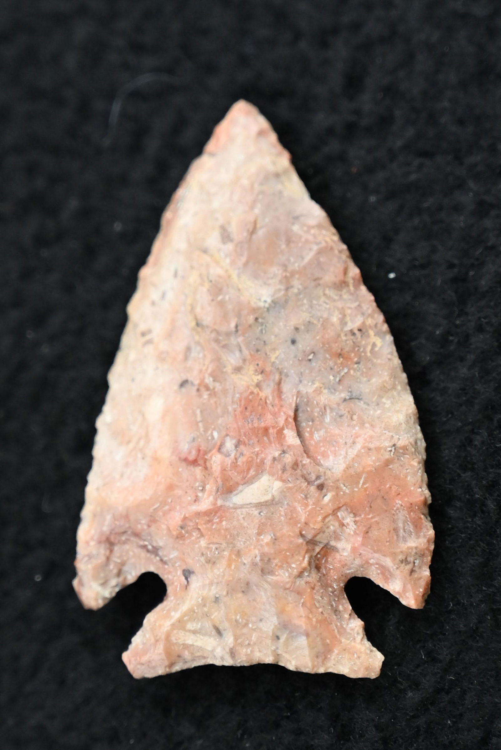 1 9/16" Pelican Lake Arrowhead, Keele COA.  Well made from creek stained Burlington Chert.  Found in (1 of 9)