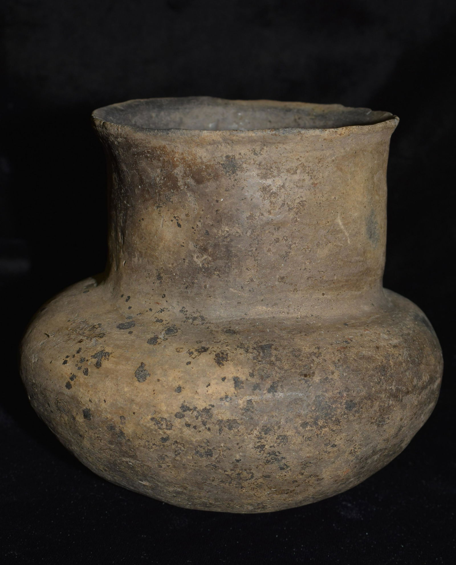 5" Mississippian Pottery Vessel found in Arkansas w/ Restoration (1 of 6)