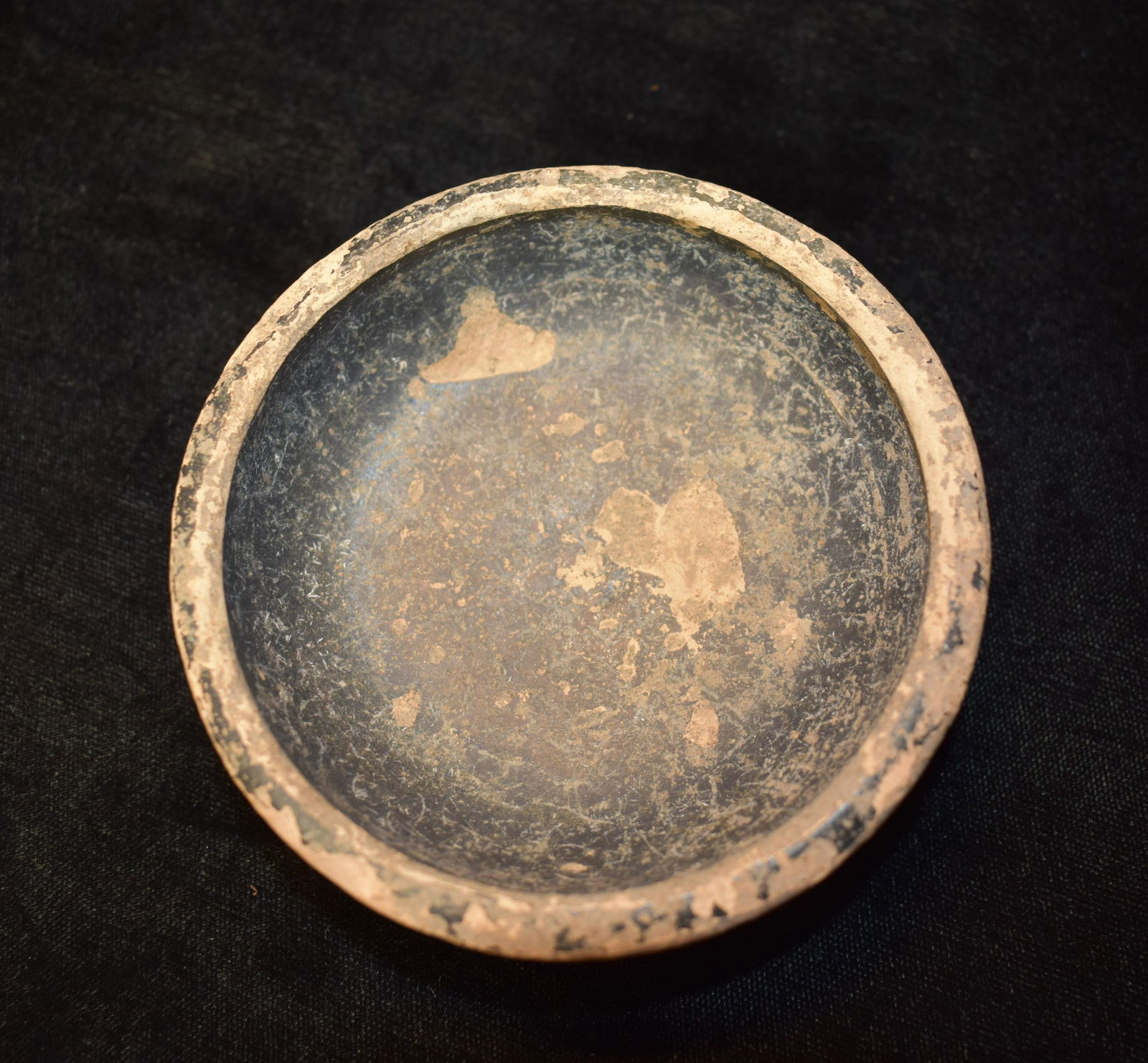 3 1/2" Ancient Greek Shallow Bowl 4th/5th Century or Older (1 of 8)