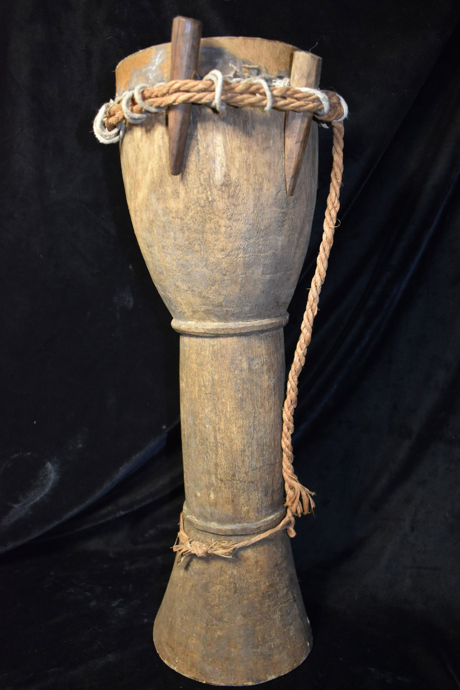 23 1/2" Pegged Vintage Tribal African Hand Drum (Very Good Condition) (1 of 6)