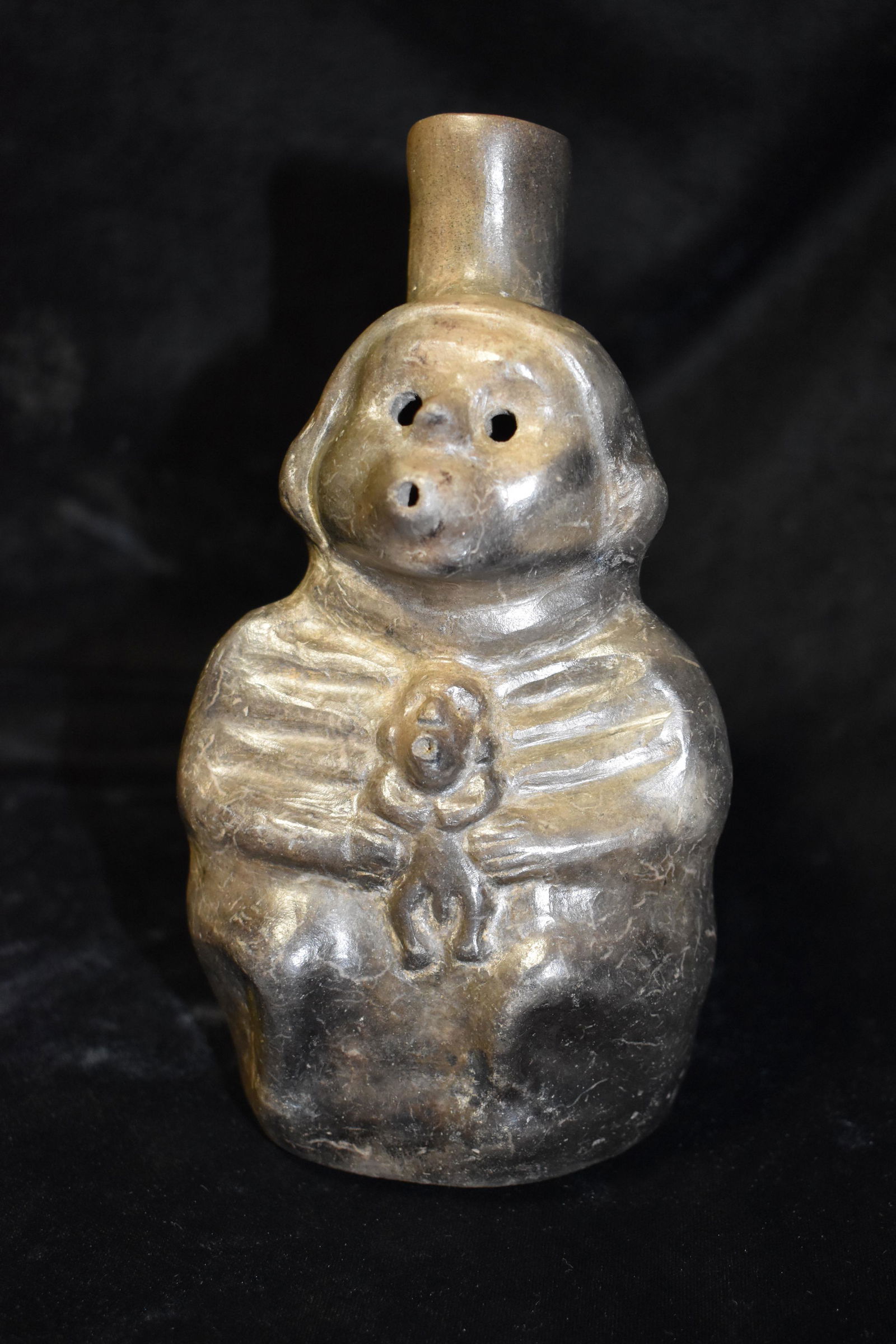 7 1/2" Inca Peruvian Effigy Pottery Water Bottle (1 of 6)