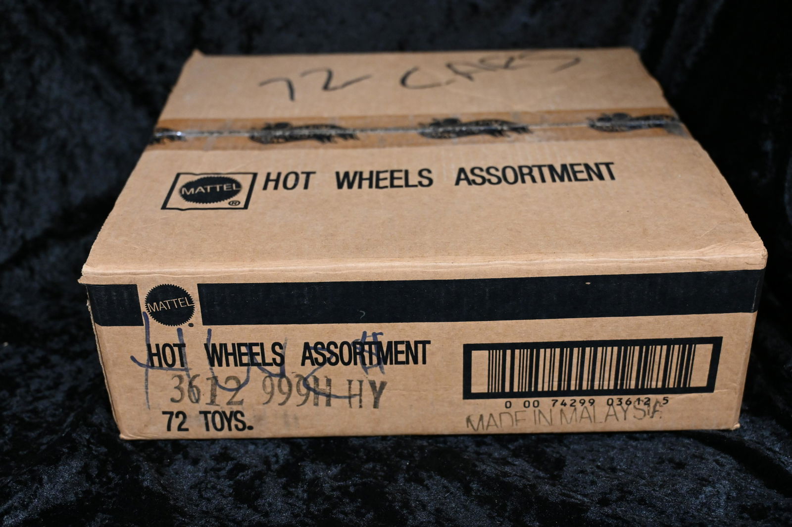 Mattel Hot Wheels Cars Assortment Contains 72 PCS. All cars are brand new and in their original: Mattel Hot Wheels Cars Assortment Contains 72 PCS. We use a photo of an open box of cars. We use a file photo. The cars in the photo are the same type and condition but not the exact same cars in this