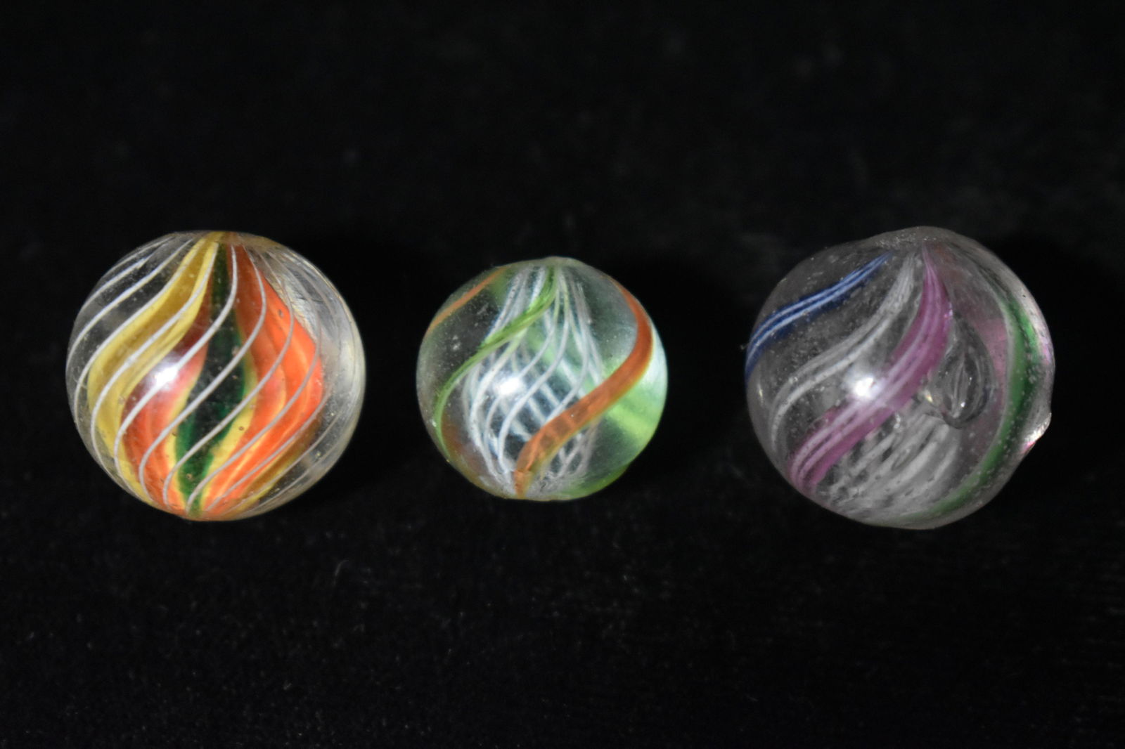 3 Antique German Swirl Marbles Late 1800's to early 1900's.  Excellent condition (1 of 5)