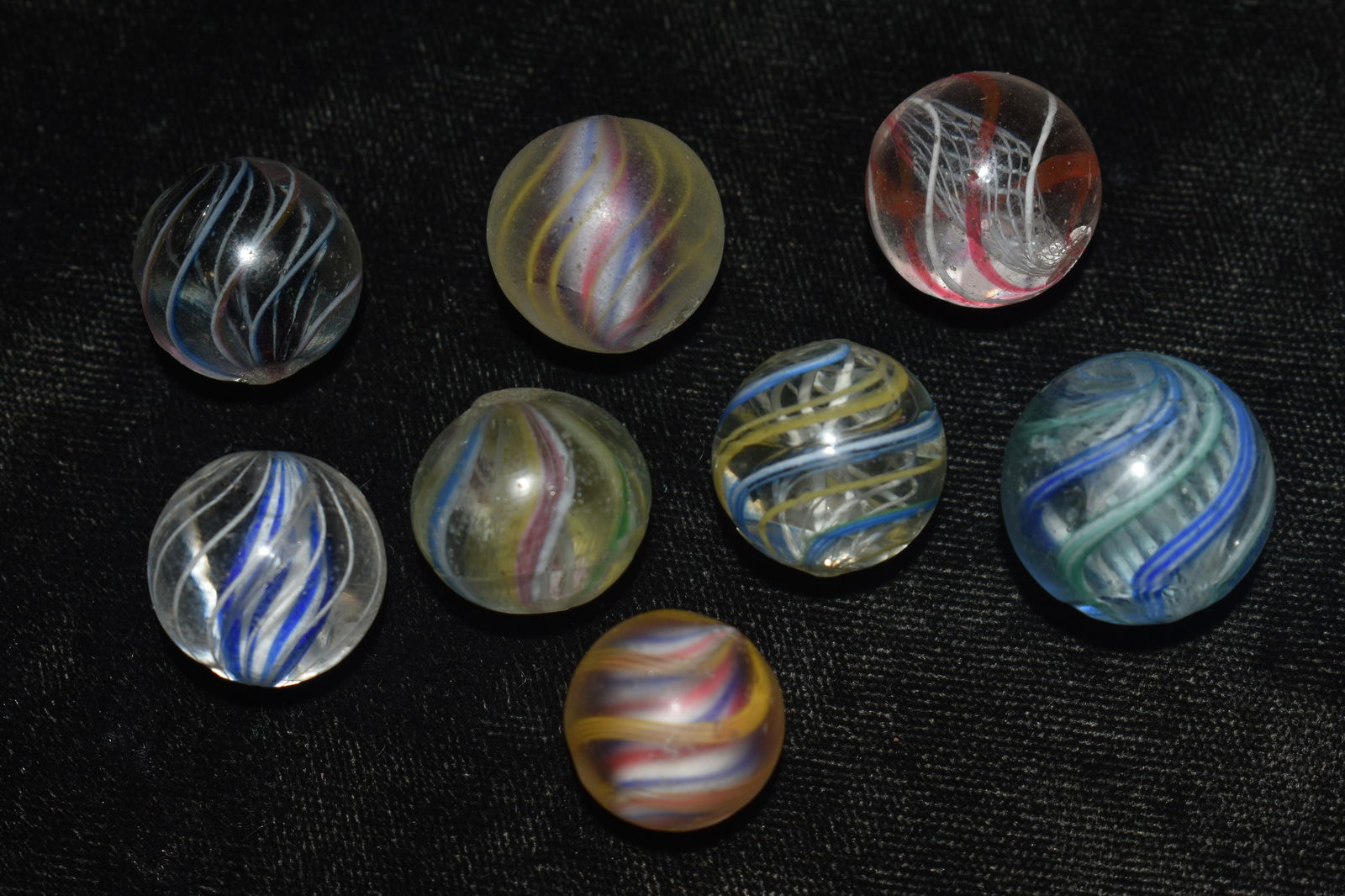 Group of 8 Antique German Swirl Marbles Late 1800's to 1900's.  Very good condition (1 of 3)