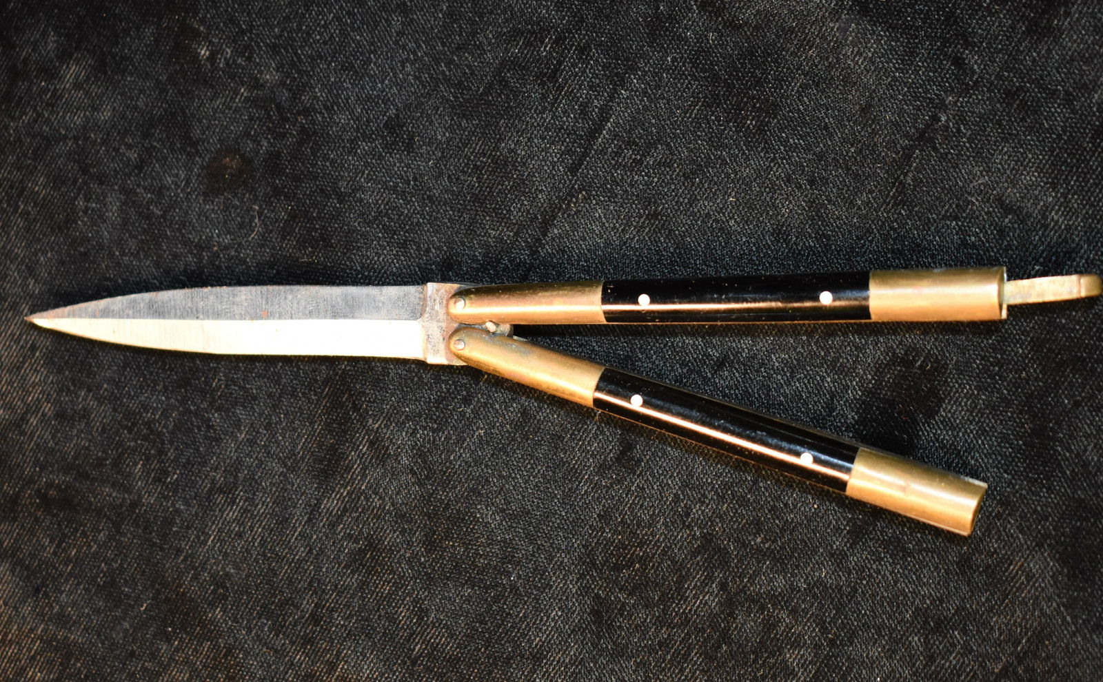 Vintage 1930's Filippino Balisong Butterfly Knife (1 of 6)