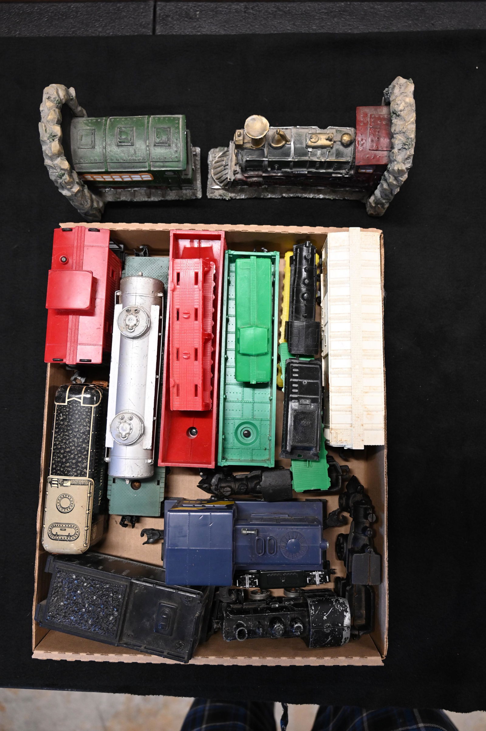 Flat full of Train Set Toys also includes 2 Cast Iron Trains. (1 of 4)