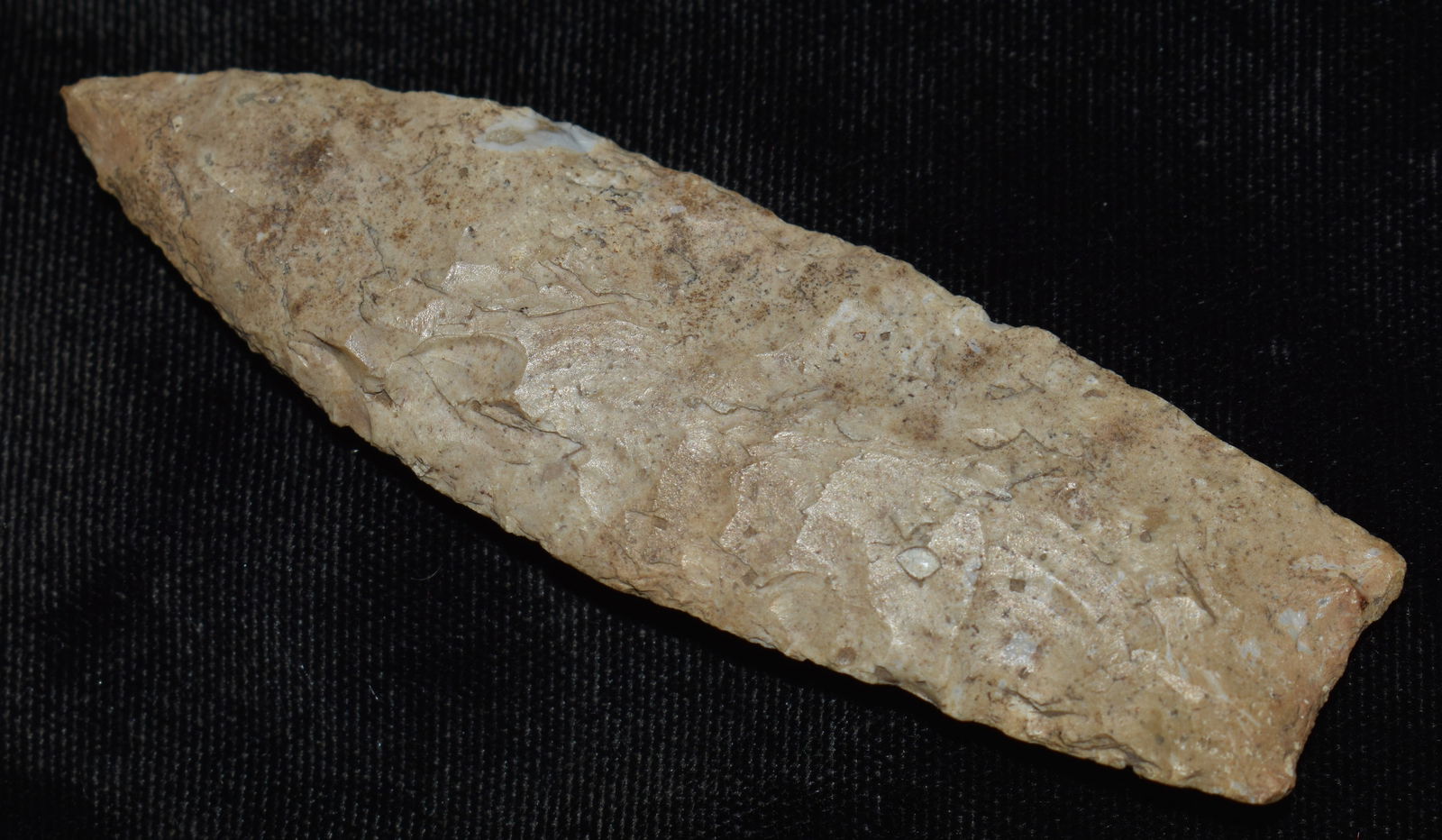 3 5/8" Outstanding Archaic Lancelot found in Pettis County, Missouri (1 of 7)