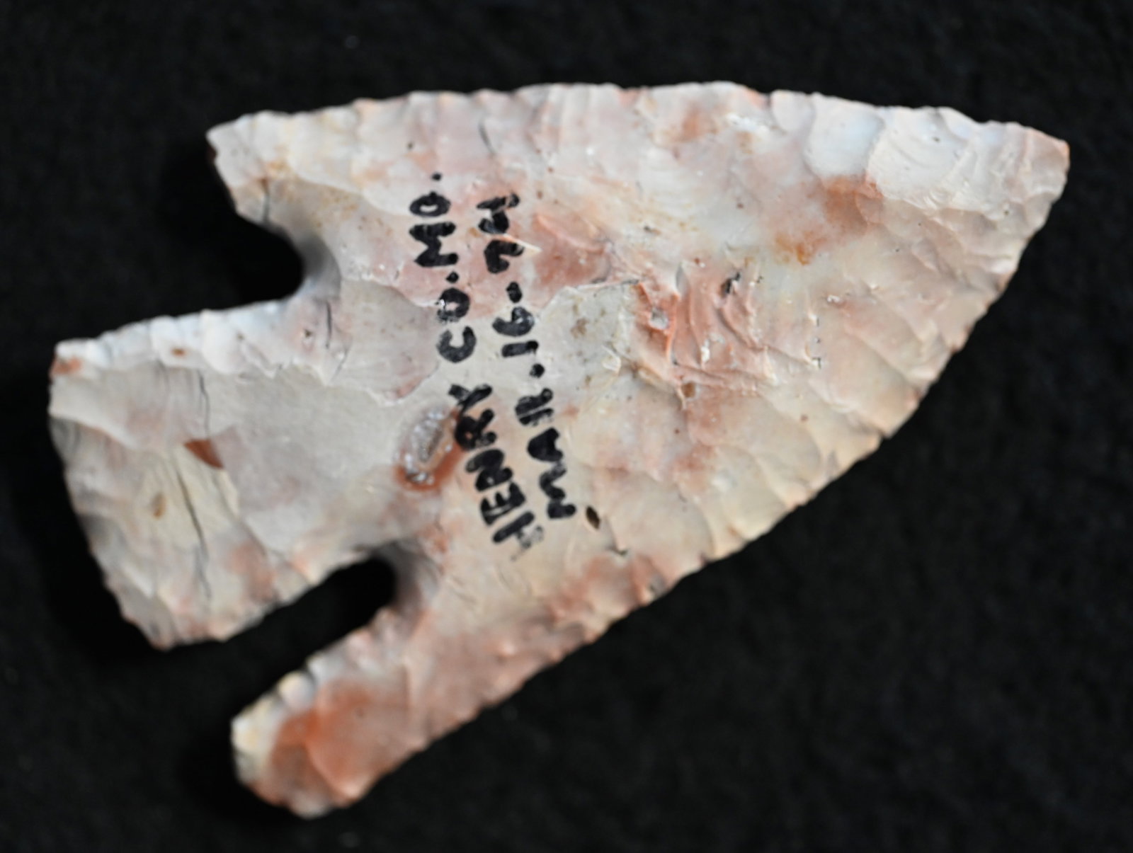 Calf Creek Arrowhead 2 11/16" long comes with 2 COA's Dickey & Stermer.  Found in Henry Co. Missouri (1 of 11)