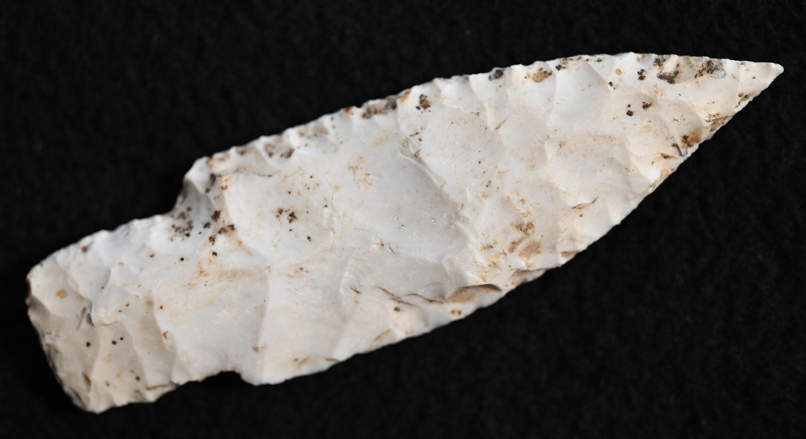 3 7/16" Delhi Arrowhead Found by Terry Bouret along the Elk Horn River in Montgomery Co. Missouri. (1 of 9)