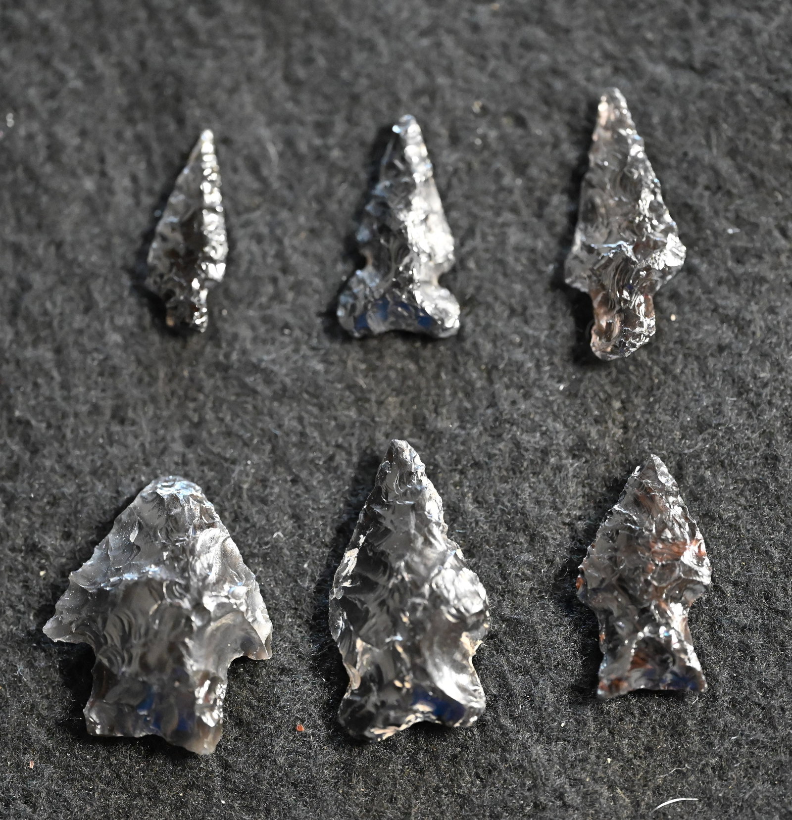 6 Obsidian Bird Points Found in the Northwest Longest is 1" Long Ex: Walt McIntyre Collection. (1 of 6)
