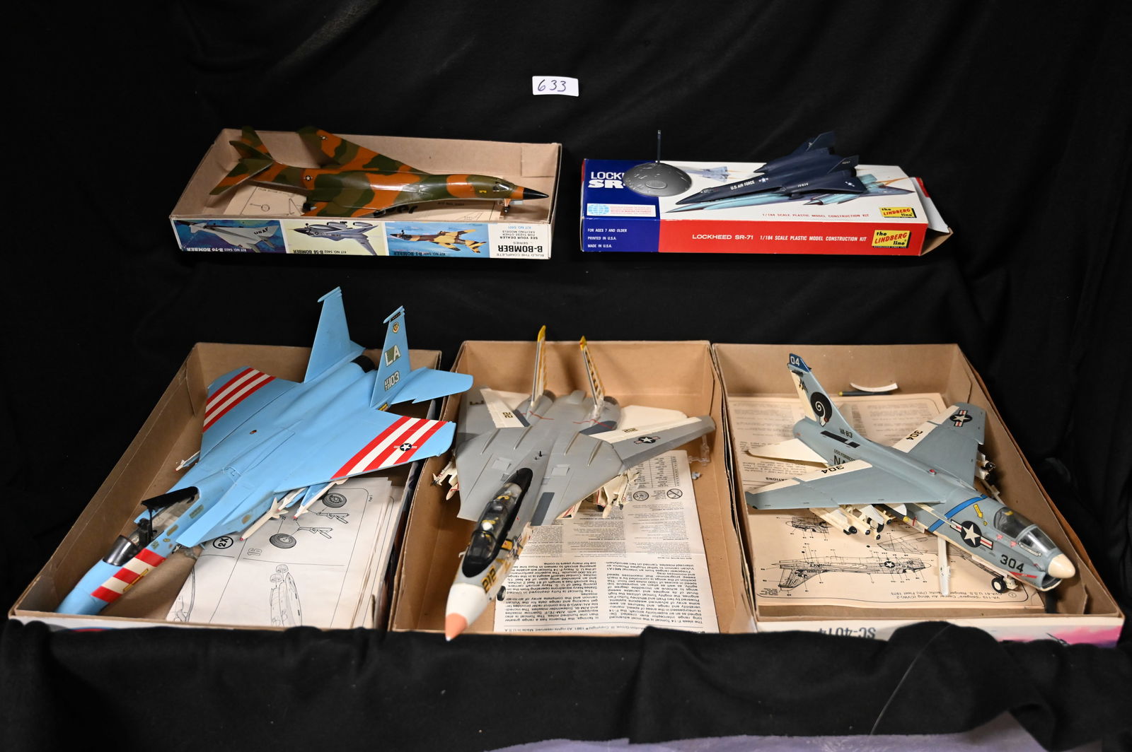 Group of 5 Vintage Model Airplanes with the original boxes.  The planes may be missing some parts or (1 of 6)