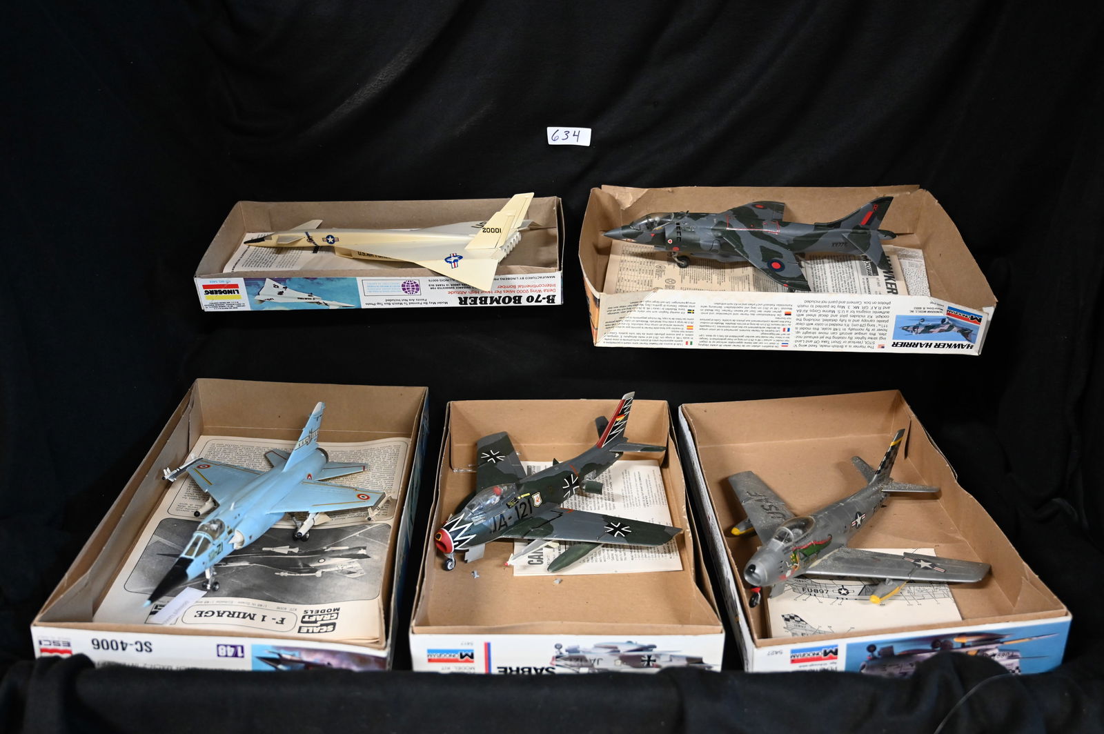 Group of 5 Vintage Model Airplanes with the original boxes.  The planes may be missing some parts or (1 of 5)