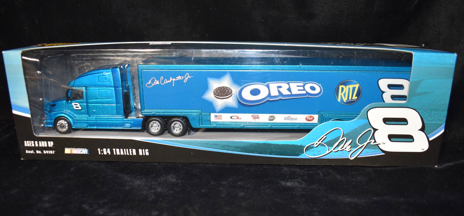 Dale Jr. Oreo 8 Hauler Trailer Rig Truck 1:64 Scale 2004 Blue: WINNER'S CIRCLE Dale Jr. Oreo 8 Hauler Trailer Rig Truck 1:64 Scale. 2004. New in the Box.