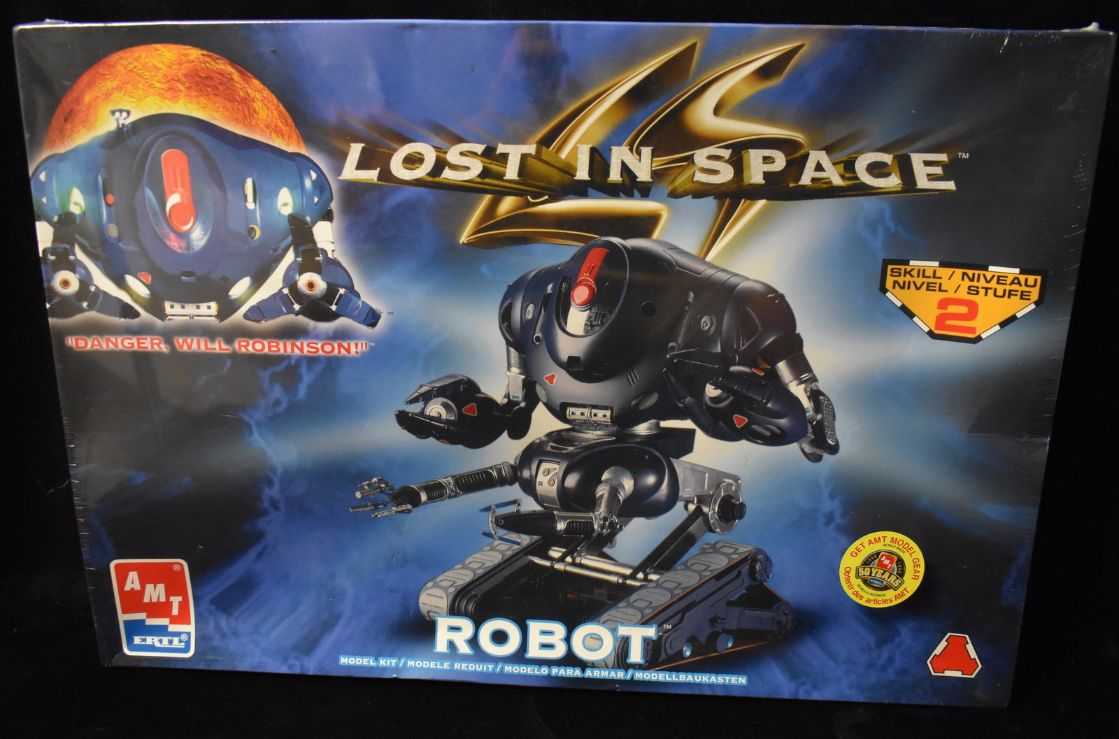 1998 Lost in Space Robot AMT Ertl Model Kit NIB: 1998 Lost in Space Robot AMT Ertl Model Kit 8458. New in the Box Factory Sealed.