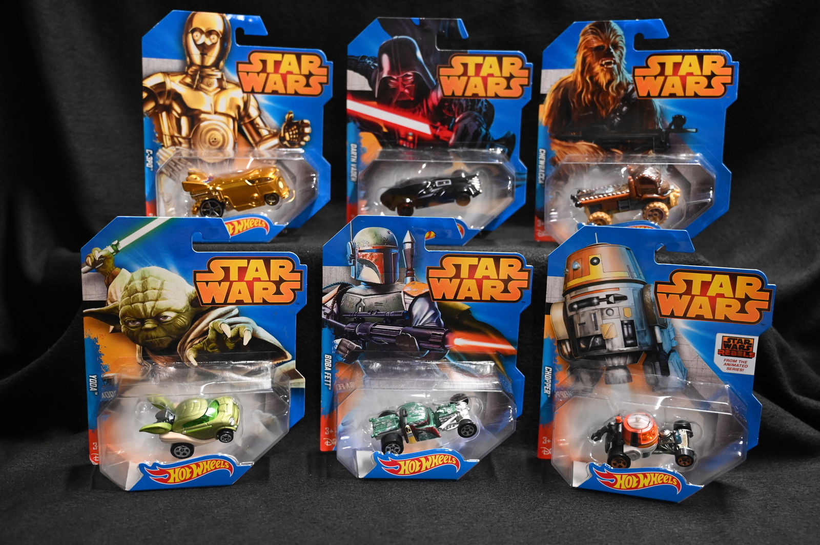 6 Star Wars 2014 Hot Wheels Cars.  Includes Yoda, Chopper, Bobba Fett, Chewbacca, Darth Vader, & (1 of 5)