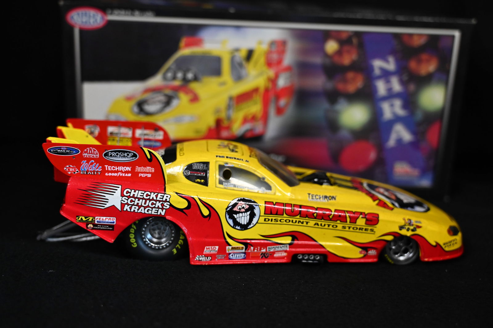 2006 Phil Burkart Jr. " Murray's Discount Auto" Chevy Monte Carlo Racing Champions Authentics 1:24 (1 of 8)