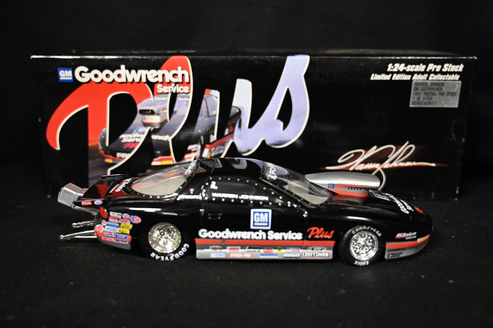 1997 Warren Johnson "GM Goodwrench" 1:24 Scale Limited Edition 1 of 9,024 NHRA Pro-Stock: 1997 Warren Johnson "GM Goodwrench" 1:24 Scale Limited Edition 1 of 9,024 NHRA Pro-Stock Manufactured by Action Performance Inc. The car and box are in brand new condition.