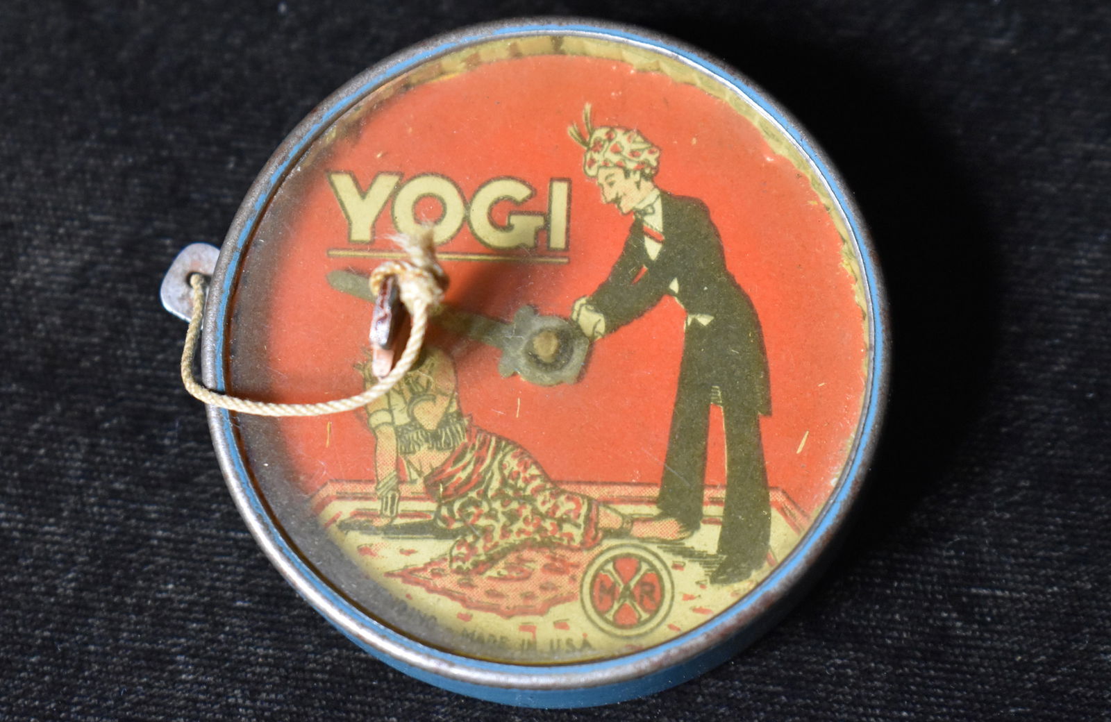 1930's Vintage Marx Yogi Magic Illusion Beheading Pocket Trinket or Toy (1 of 5)