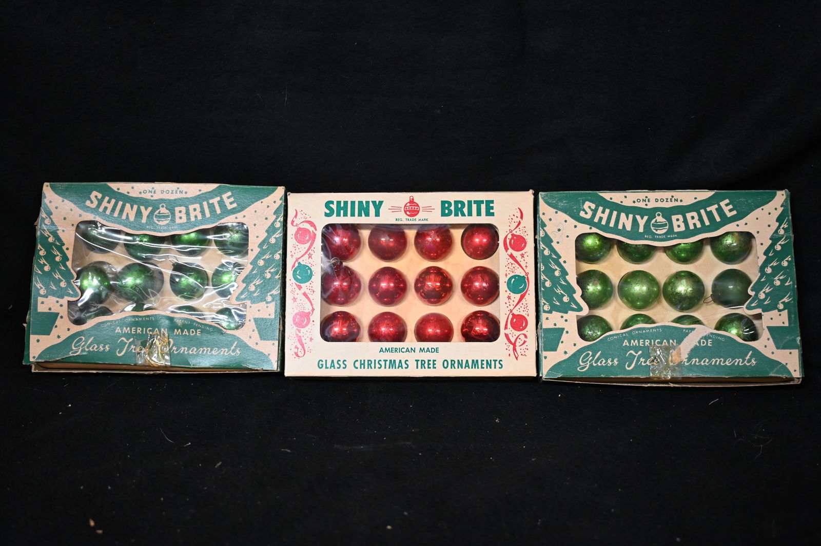 Shiny Brite Vintage Glass One Dozen Christmas Tree Ornaments 2 Boxes of Green and 1 Box of Red. (1 of 8)