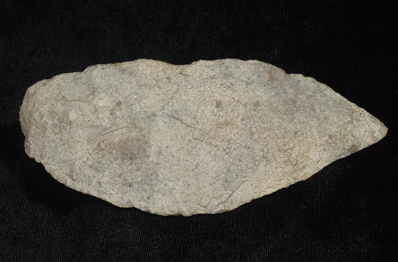 5 1/2" Oolitic Chert Blade found in Pettis County, Missouri: 5 1/2" Oolitic Chert Blade found in Pettis County, Missouri. Ex George Wolf Collection.