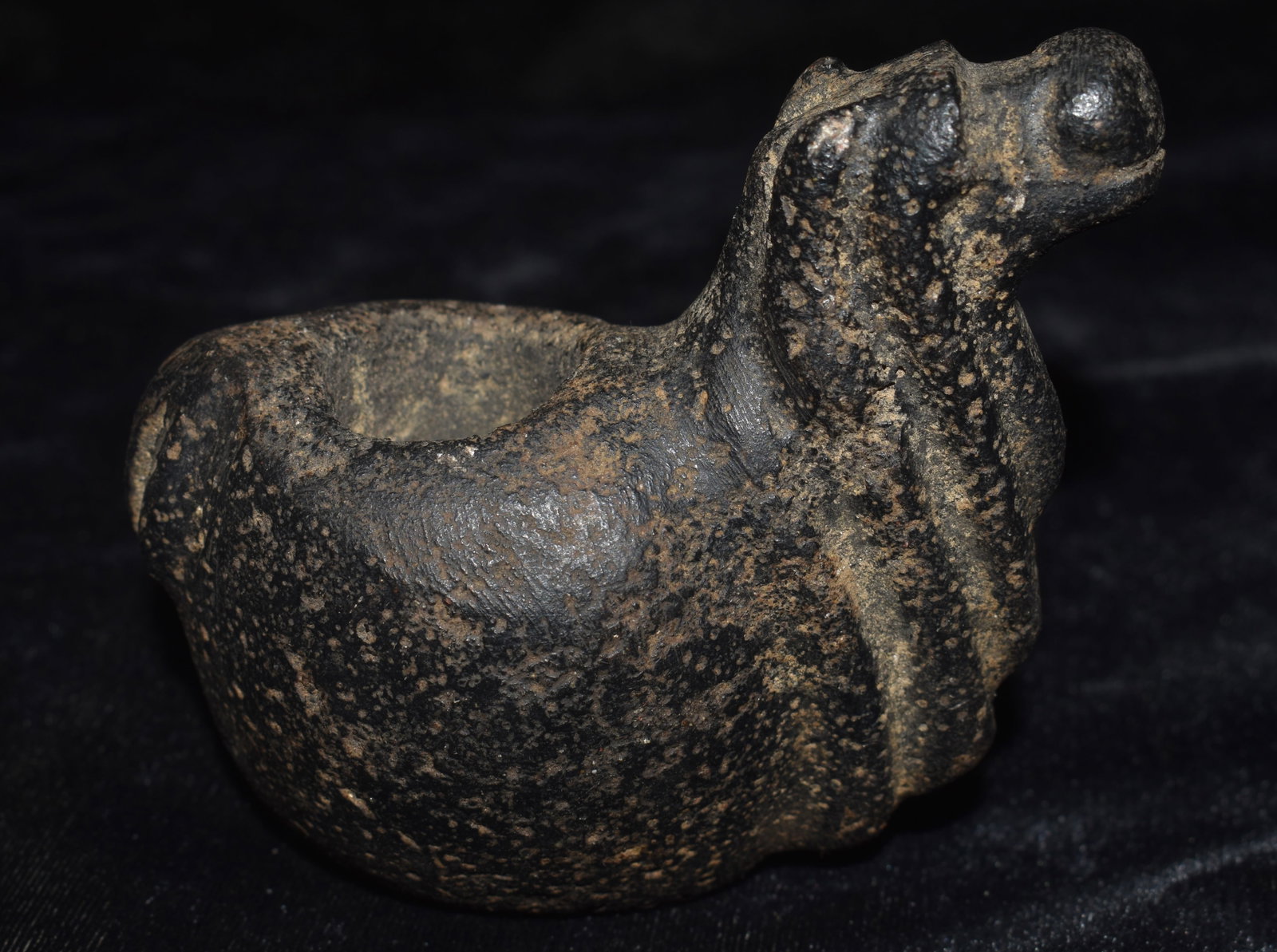 4" Pre-Columbian Canopa from the Central Coast of Peru. Incan Empire, ca 1200 to 1532 CE: Pre-Columbian Canopa from the Central Coast of Peru. Incan Empire, ca 1200 to 1532 CE. Highly detailed canopa with a hollowed-out interior. Canopas are the most common ritual effigies known from the I