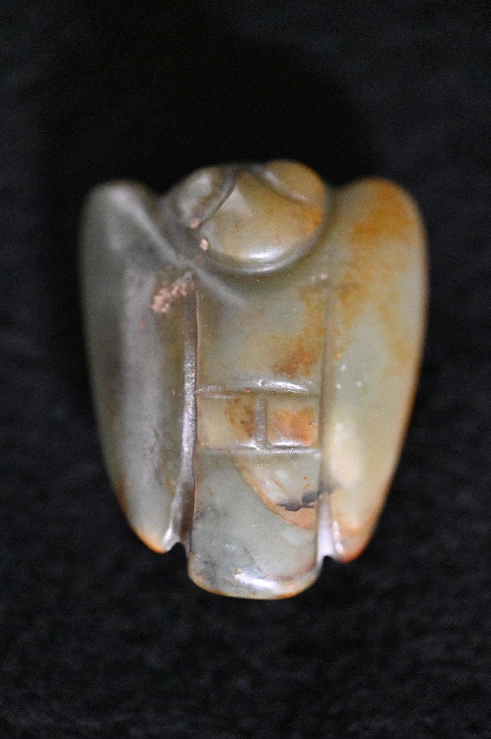 1 15/16" Green Jade Bird Pendant Found in China Approx. 3000 B.C.: 1 15/16" Green Jade Bird Pendant Found in China Approx. 3000 B.C.