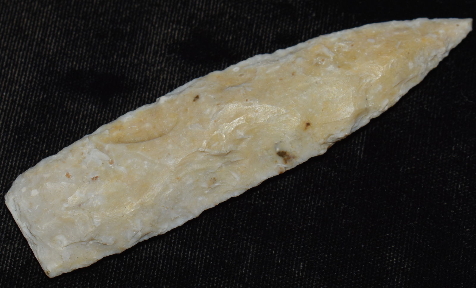 3 7/8" Nicely Flaked Nebo Hill found in Scotland County Missouri by Rodney Gray (1 of 7)