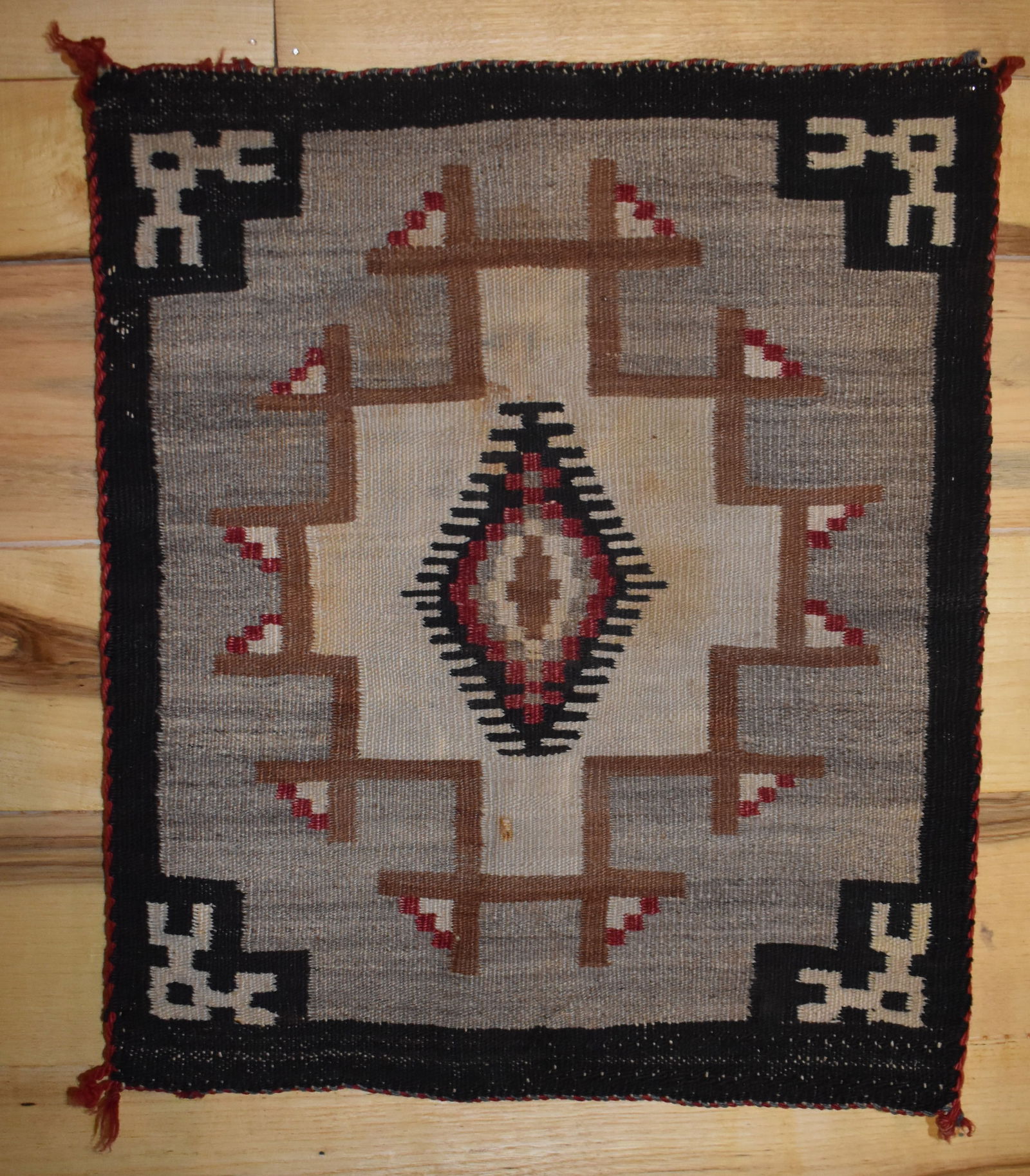 23" by 20" Vintage Navajo Hand Woven Tapestry or Rug (1 of 8)