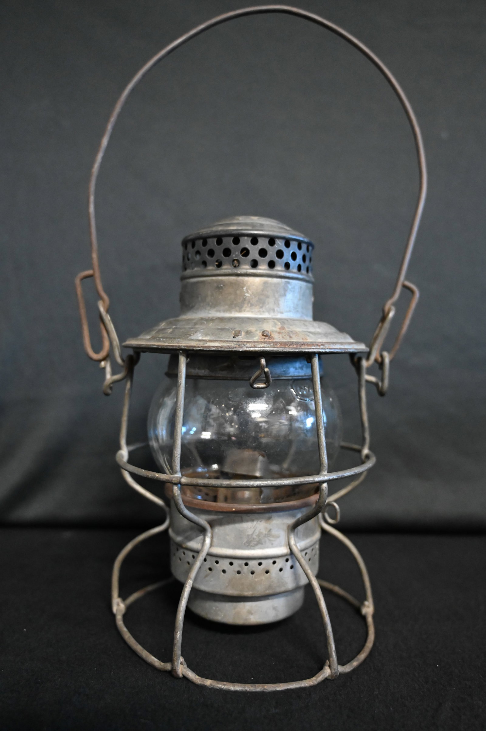 Adlake Kero The Adams & Westlake Company Railroad Lantern.: Adlake Kero The Adams & Westlake Company Railroad Lantern.