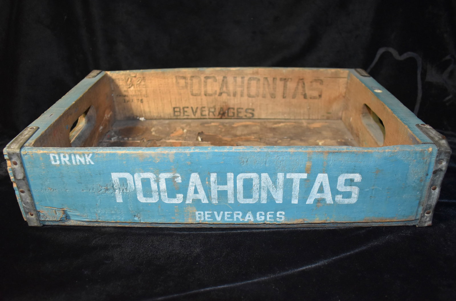 Mid Century Pocahontas Beverage Wood Crate: Mid Century Pocahontas Beverage Wood Crate. Pocahontas Beverage Company operated from the early 1900's to 1964 in Virginia providing a variety of soda to that part of the united states during that era