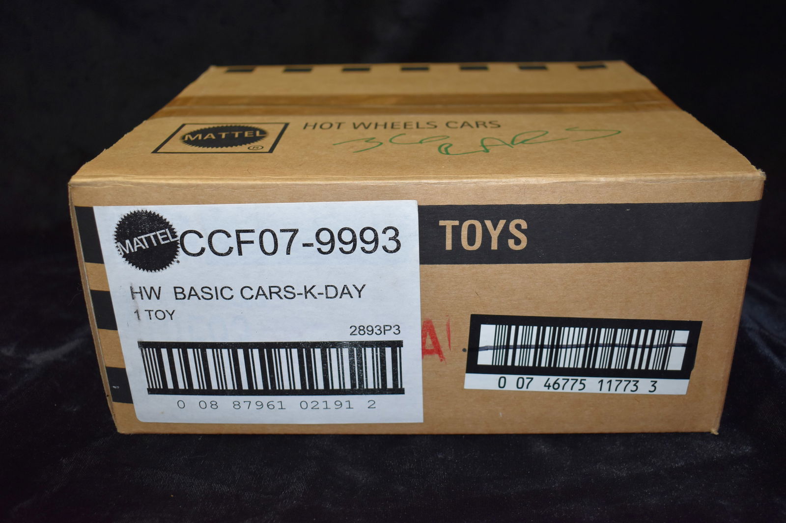 Mattel Hot Wheels Assortment contains 36 cars 2013/14: Mattel Hot Wheels Assortment contains 36 cars. All cars are brand new and in their original card. The cars in the box probably don't match the numbers on the outside of the box. We made sure the numbe