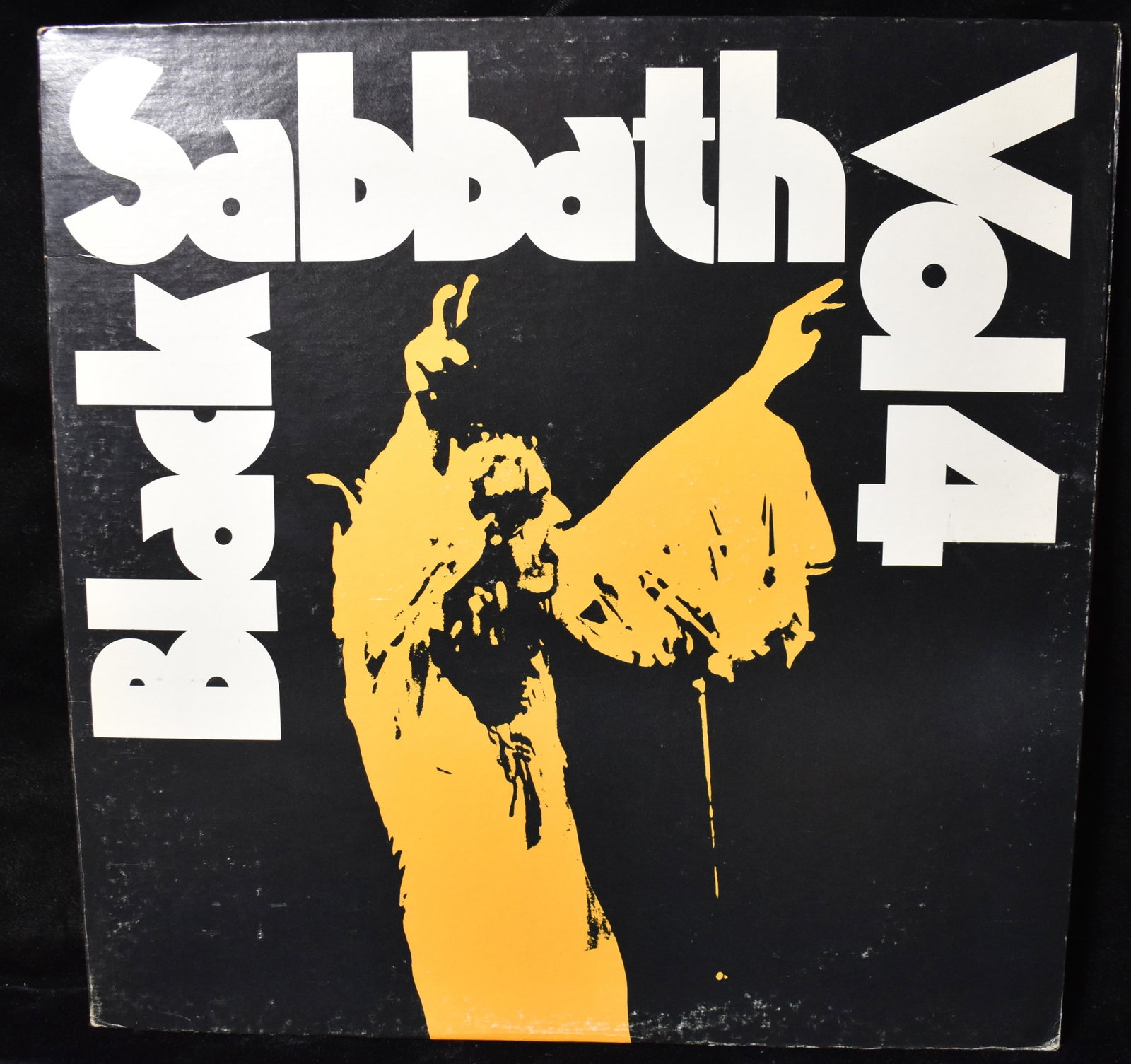 BLACK SABBATH - Vol 4 - 1972 US 1st Press Original Green WB Labels (1 of 8)