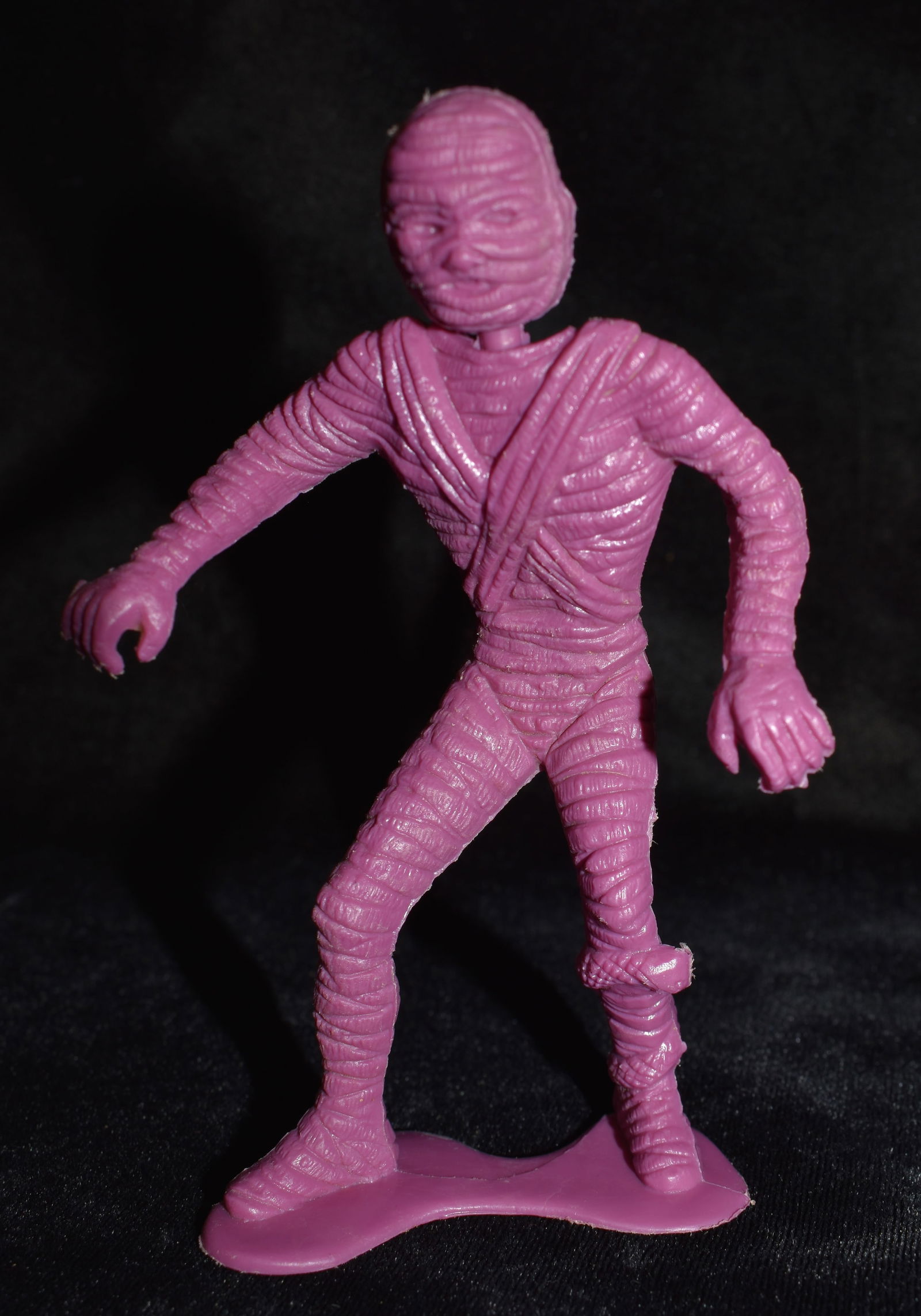 4 3/4" Early 1960's MPC Universal Studios Plastic Mummy Pop Top Figure (1 of 5)